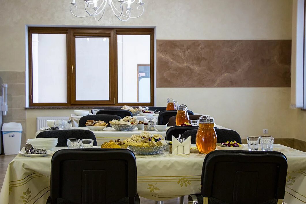 living-gallery__image